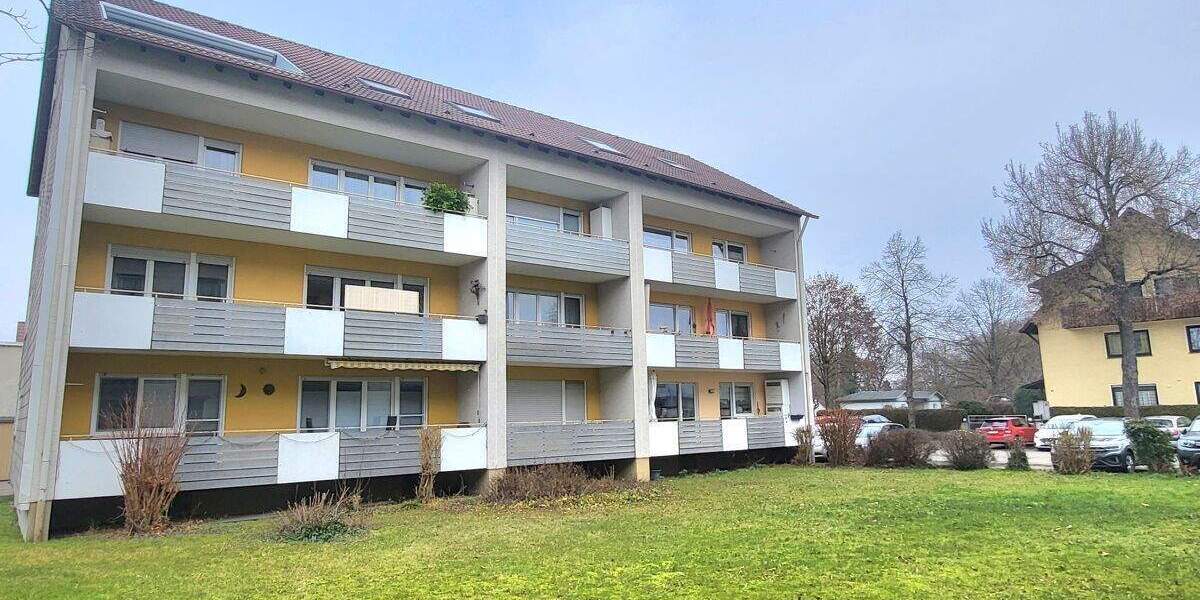Etagenwohnung Neu-Ulm Pfuhl - 3 Zimmer, 86 m&sup2;, 305.000&euro; | Angebot:25664454