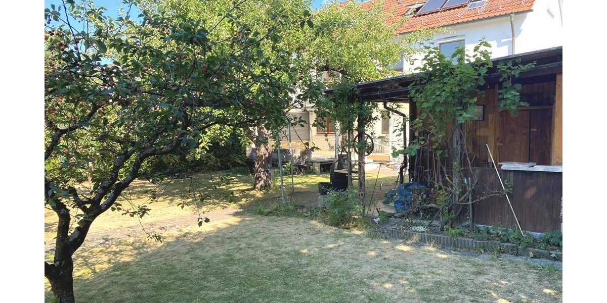 Neu-Ulm: Modernisiertes Mehrfamilienhaus (DHH) mit idyllischem Garten in Donau-Nähe - Mehrfamilienhaus, Wohnhaus Neu-Ulm / Offenhausen Offenhausen | Angebot:27262163