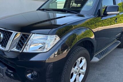 Nissan Pathfinder 131.000 km 13.999 &euro; Neu-ulm 89231