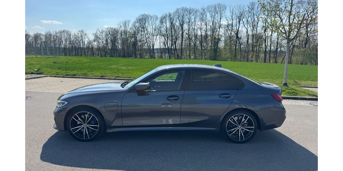 BMW 330 101.000 km 33.000 &euro; Senden 89250