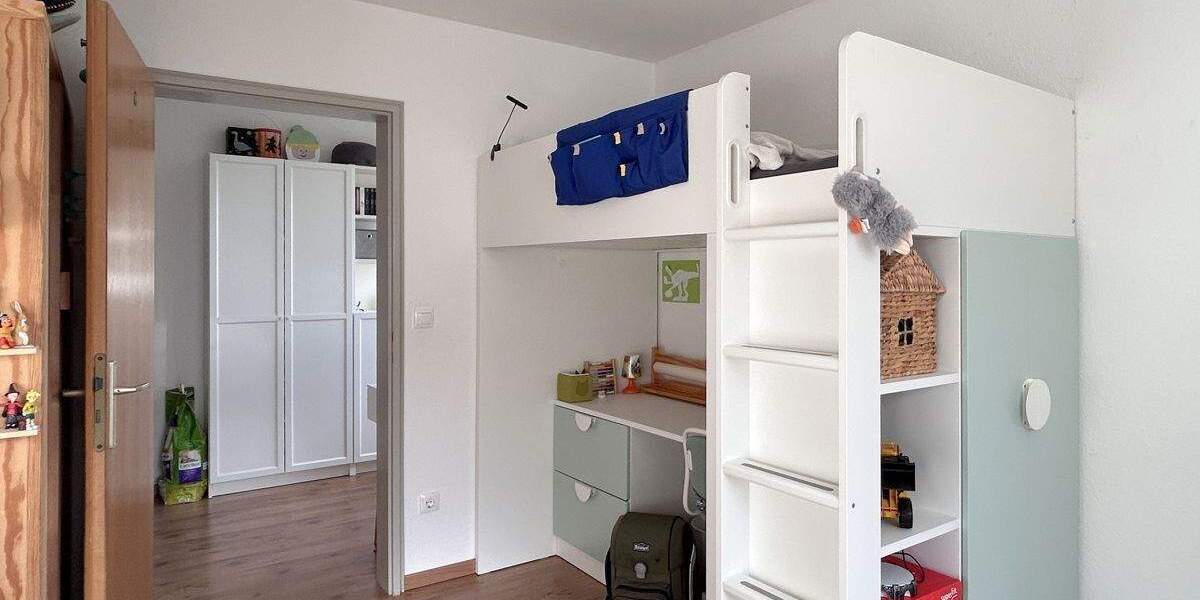 Etagenwohnung Ulm Böfingen - 4 Zimmer, 93 m&sup2;, 310.000&euro; | Angebot:25693632