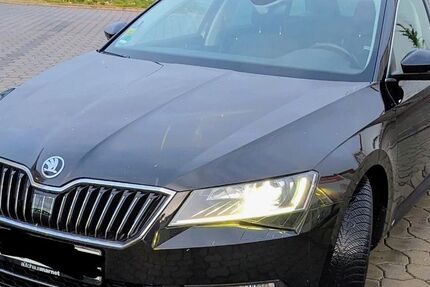 Skoda Superb 125.490 km 14.500 &euro; Langenau 89129