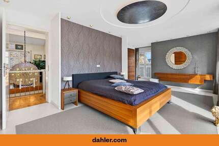 Haus Blaustein - 7 Zimmer, 281 m&sup2;, 1.385.000&euro; | Angebot:25823921