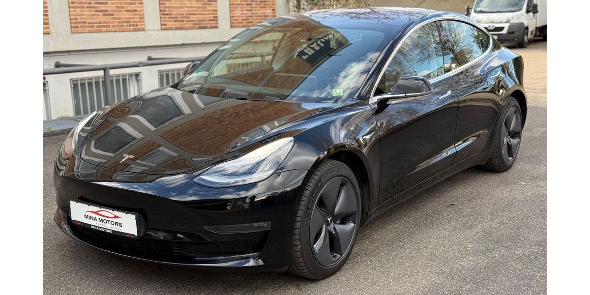 Tesla Model 3 68.000 km 24.999 &euro; Neu-Ulm 89231