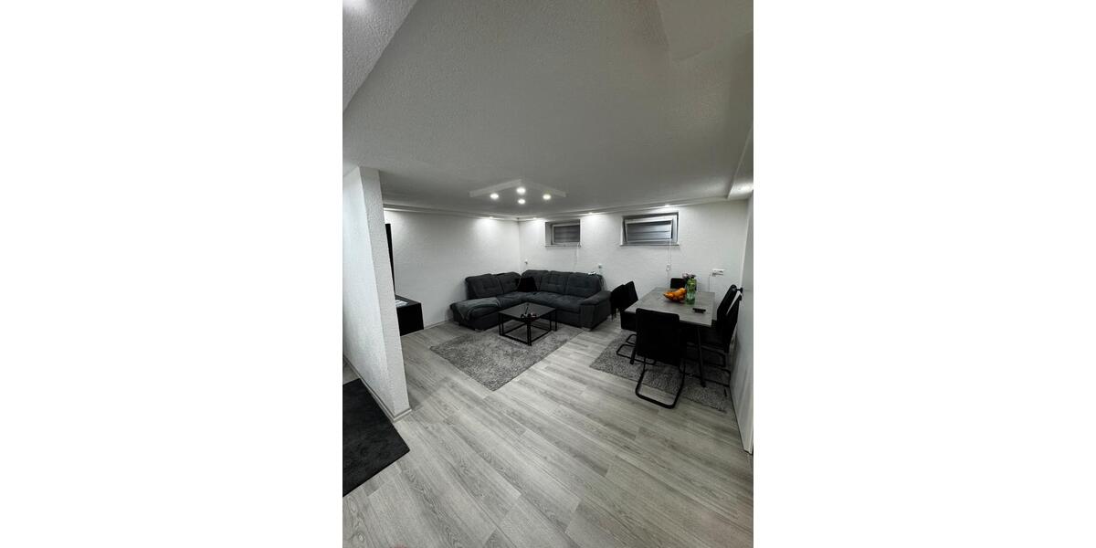 Erdgeschoßwohnung Schemmerhofen - 2 Zimmer, 50 m&sup2;, 600&euro; | Angebot:25993642