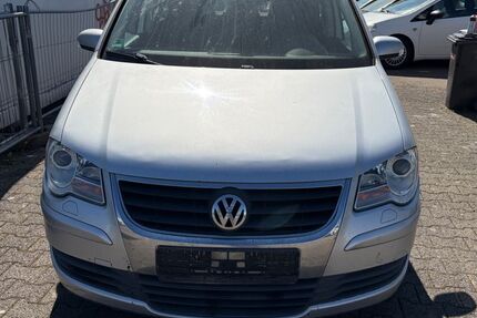 VW Touran 290.000 km 1.850 &euro; Neu-Ulm 89231