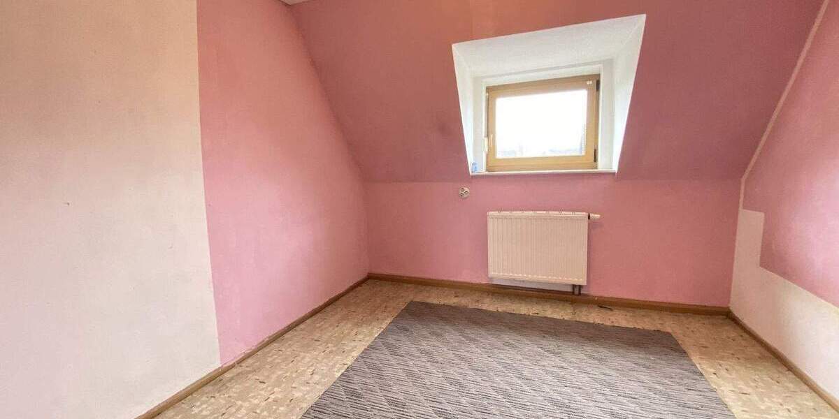 Doppelhaushälfte Offingen - 5 Zimmer, 96 m&sup2;, 180.000&euro; | Angebot:25667511