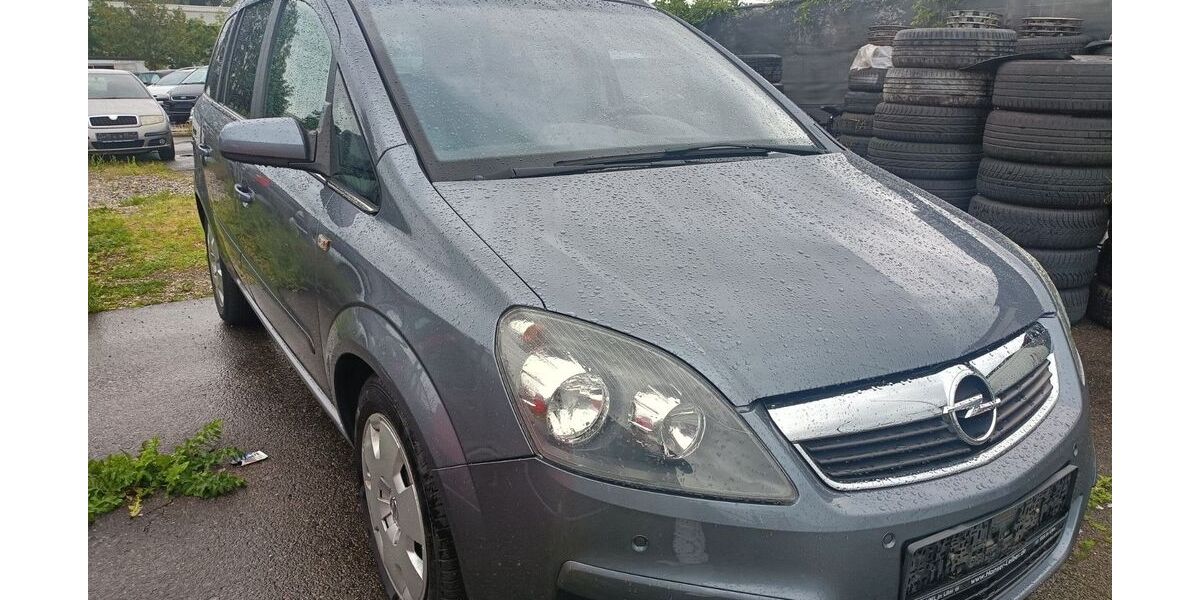 Opel Zafira 150.000 km 3.000 &euro; Neu-Ulm 89231