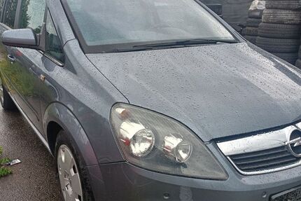 Opel Zafira 150.000 km 3.500 &euro; Neu-Ulm 89231
