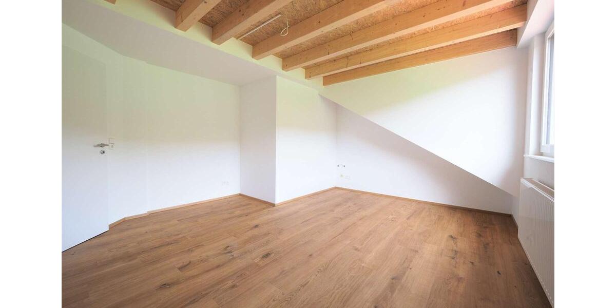 Maisonettenwohnung Blaubeuren - 6.5 Zimmer, 187 m&sup2;, 2.000&euro; | Angebot:24625254