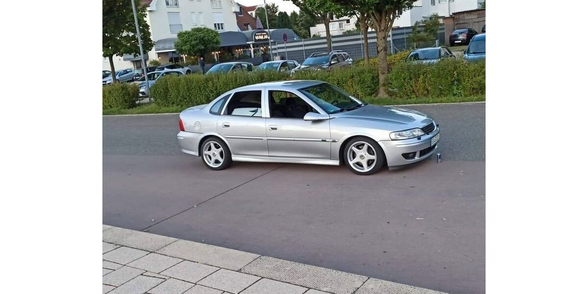 Opel Vectra 235.000 km 4.200 &euro; Laupheim 88471