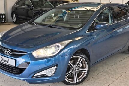 Hyundai i40 129.000 km 5.999 &euro; Ichenhausen 89335