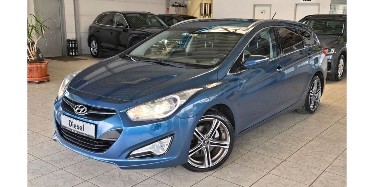 Hyundai i40 129.000 km 6.500 &euro; Ichenhausen 89335