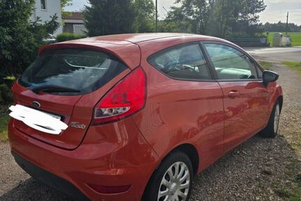 Ford Fiesta 210.000 km 3.000 &euro; Silheim 89346