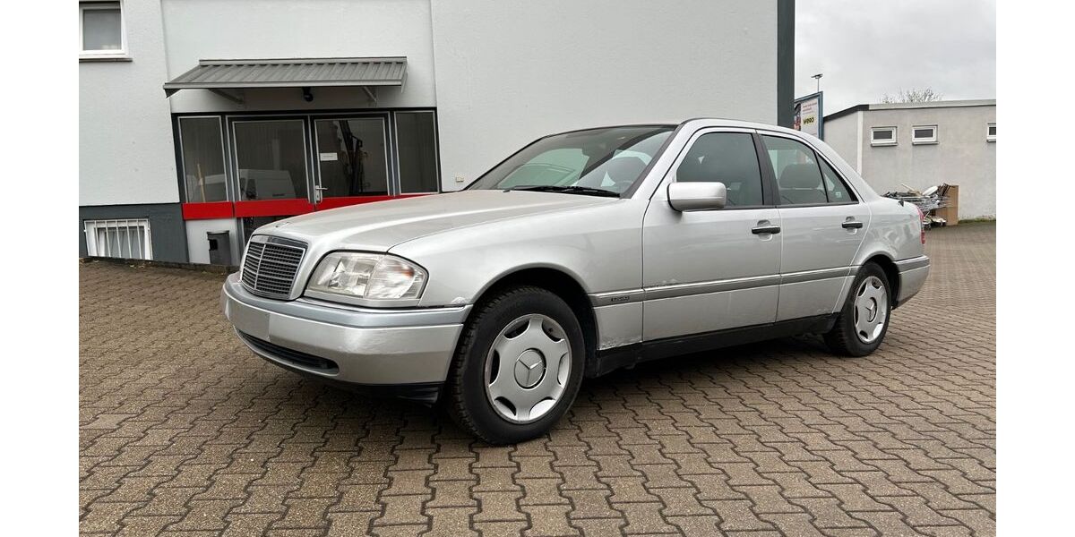 Mercedes-Benz C 200 132.800 km 3.500 &euro; Sontheim/Brenz 89567