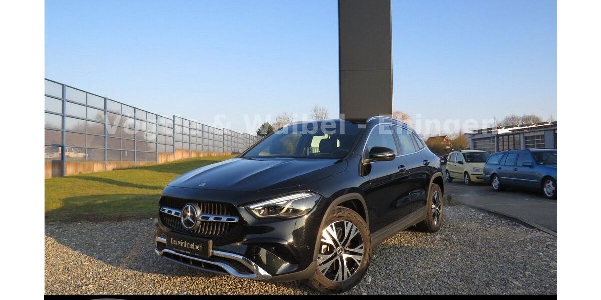 Mercedes-Benz GLA 220 12.623 km 38.670 &euro; Ehingen 89584