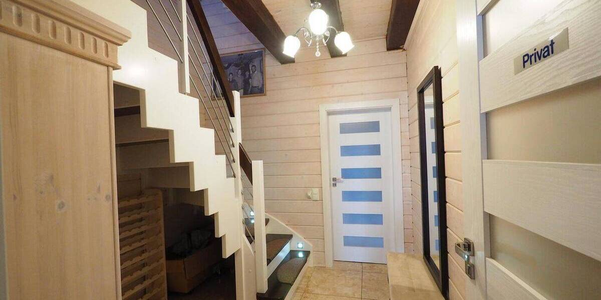 Einfamilienhaus Burgrieden Rot - 9 Zimmer, 292 m&sup2;, 686.000&euro; | Angebot:25822695