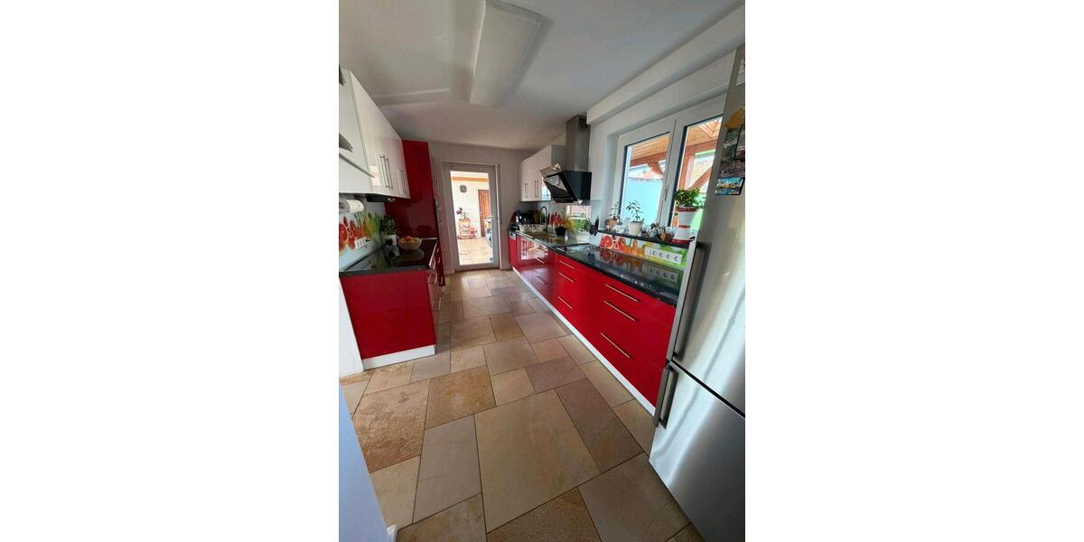 Einfamilienhaus Langenau - 8 Zimmer, 320 m&sup2;, 820.000&euro; | Angebot:25635657