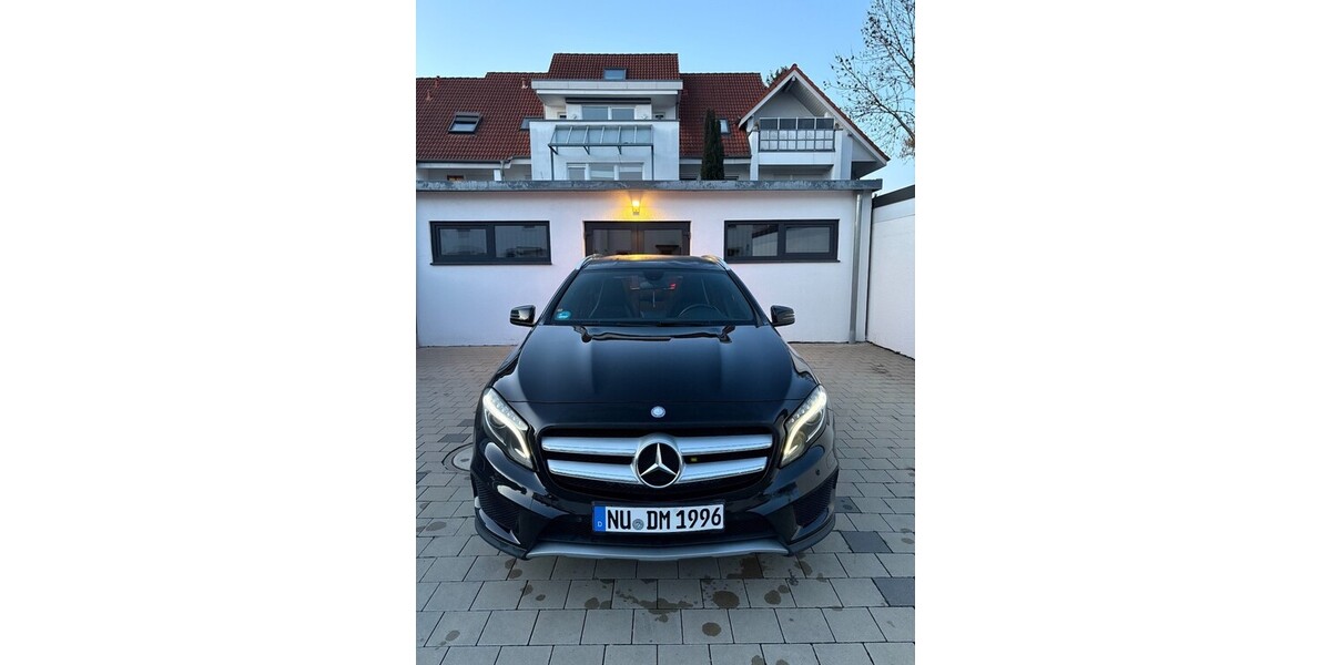 Mercedes-Benz GLA-Klasse 144.000 km 16.600 &euro; Neu-Ulm 89210