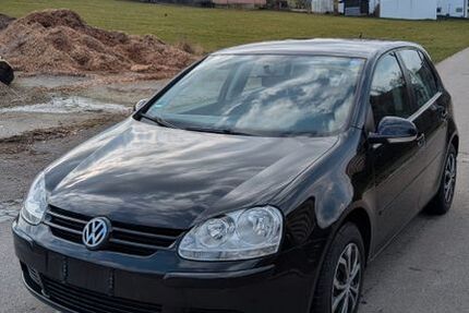 VW Golf 185.570 km 3.499 &euro; Laupheim 88471