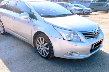 Toyota Avensis 244.000 km 4.000 &euro; Geislingen an der Steige 73312