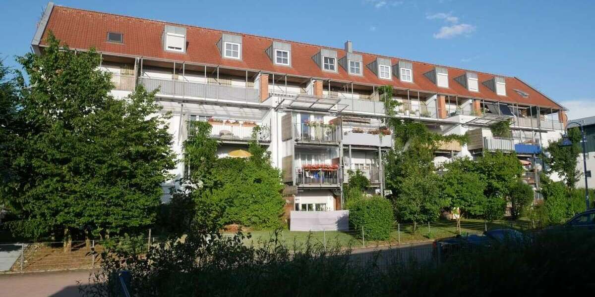 Etagenwohnung Laupheim - 3 Zimmer, 75 m&sup2;, 1.100&euro; | Angebot:27109624