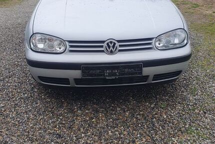 VW Golf 209.000 km 999 &euro; Ulm 89079