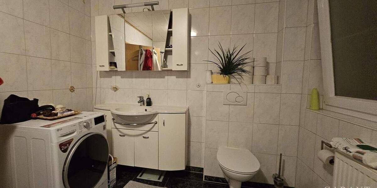 Mehrfamilienhaus, Wohnhaus Vöhringen - 9 Zimmer, 224 m&sup2;, 480.000&euro; | Angebot:25707708