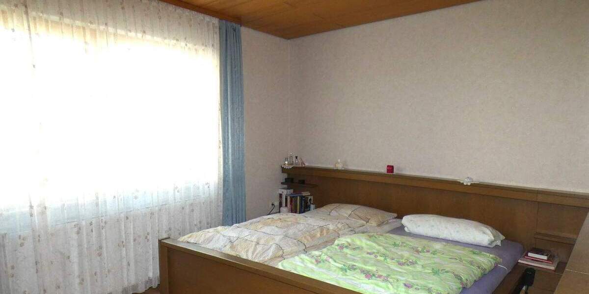 Mehrfamilienhaus, Wohnhaus Asselfingen - 8 Zimmer, 187 m&sup2;, 450.000&euro; | Angebot:25747329