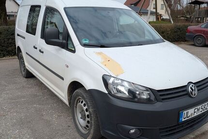 VW Caddy Maxi 196.481 km 7.500 &euro; Langenau 89129
