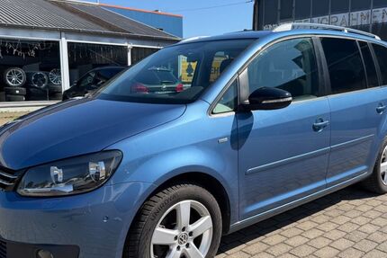 VW Touran 211.336 km 5.999 &euro; Ulm 89079