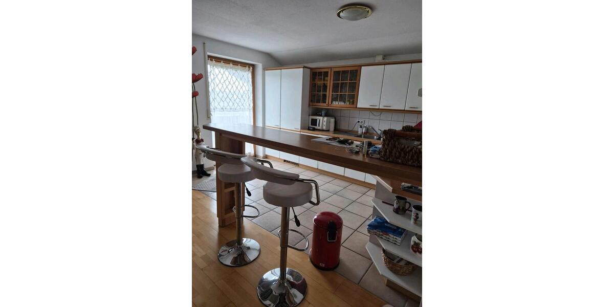 Dachgeschoßwohnung Laupheim - 3 Zimmer, 105 m&sup2;, 950&euro; | Angebot:25334980