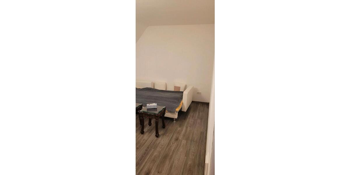 Etagenwohnung Holzheim - 1 Zimmer, 60 m&sup2;, 1.080&euro; | Angebot:25298491
