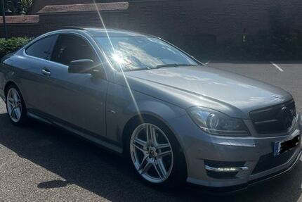 Mercedes-Benz 220 216.800 km 12.200 &euro; Neu-ulm 89231