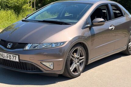 Honda Civic 118.500 km 10.490 &euro; Neu-Ulm 89231