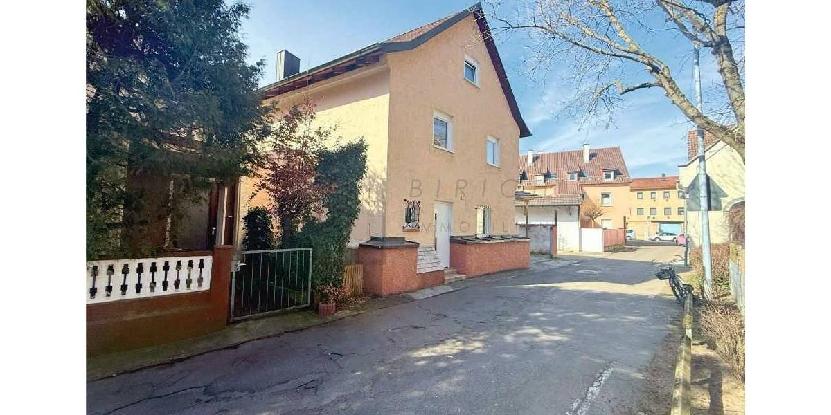Mehrfamilienhaus, Wohnhaus Neu-Ulm Stadtmitte - 9 Zimmer, 260 m&sup2;, 1.040.000&euro; | Angebot:25702925
