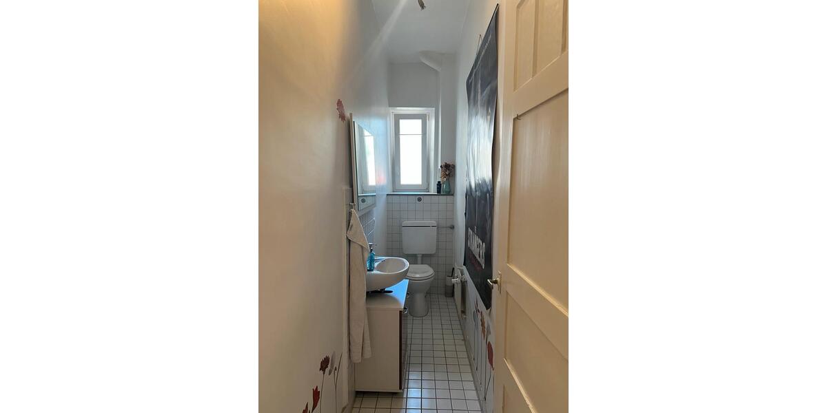 Etagenwohnung Neu-Ulm Ludwigsfeld - 4 Zimmer, 100 m&sup2;, 550&euro; | Angebot:26023287