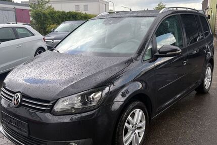 VW Touran 196.000 km 8.290 &euro; Neu-Ulm 89231