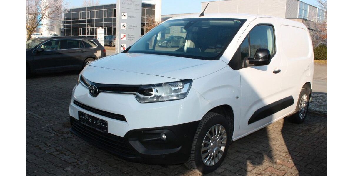 Toyota Proace City 31.673 km 19.850 &euro; Ehingen 89584
