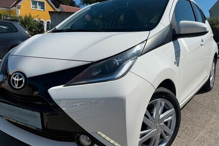 Toyota Aygo (X) 39.000 km 9.600 &euro; Ichenhausen 89335