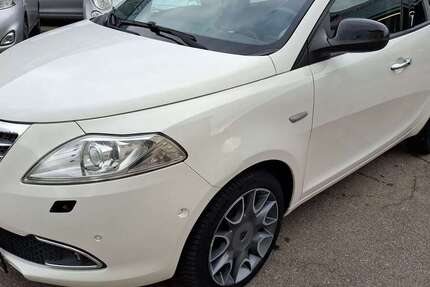 Lancia Ypsilon 119.000 km 7.590 &euro; Neu-Ulm 89231