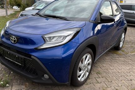 Toyota Aygo (X) 16.454 km 14.490 &euro; Ehingen 89584