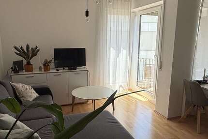 Wohnung Ulm Weststadt - 2 Zimmer, 55 m&sup2;, 720&euro; | Angebot:27110610