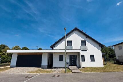 Haus Buch - 5.5 Zimmer, 146 m&sup2;, 720.000&euro; | Angebot:26960822