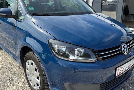 VW Touran 157.292 km 5.999 &euro; Leipheim 89340