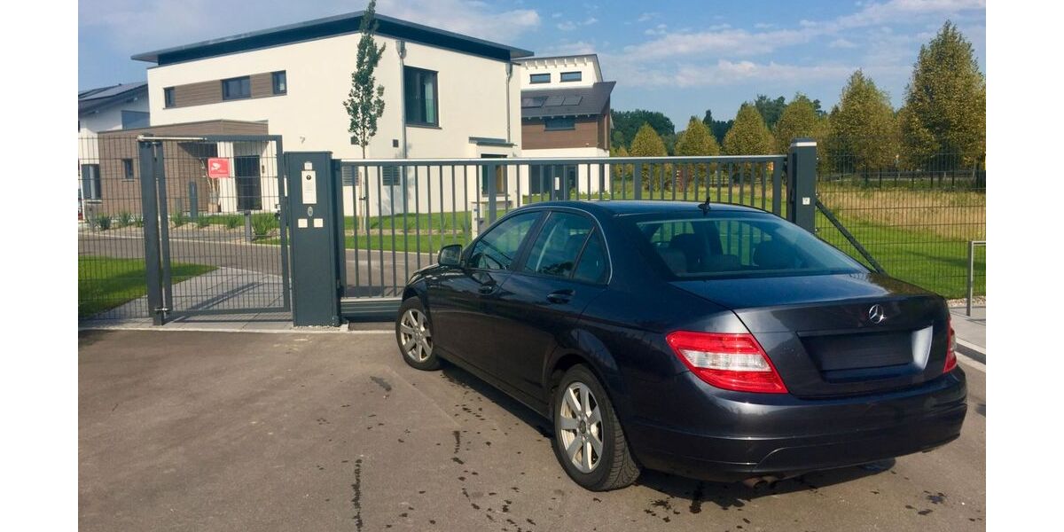 Mercedes-Benz C 180 166.000 km 7.500 &euro; Rettenbach 89364