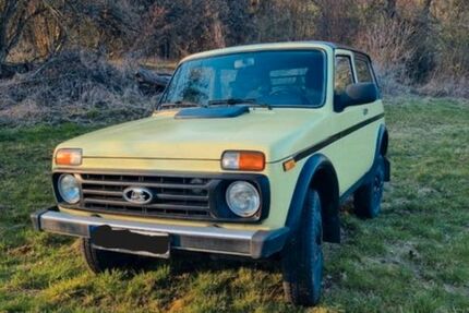 Lada Niva 76.000 km 4.600 &euro; Altheim 89605