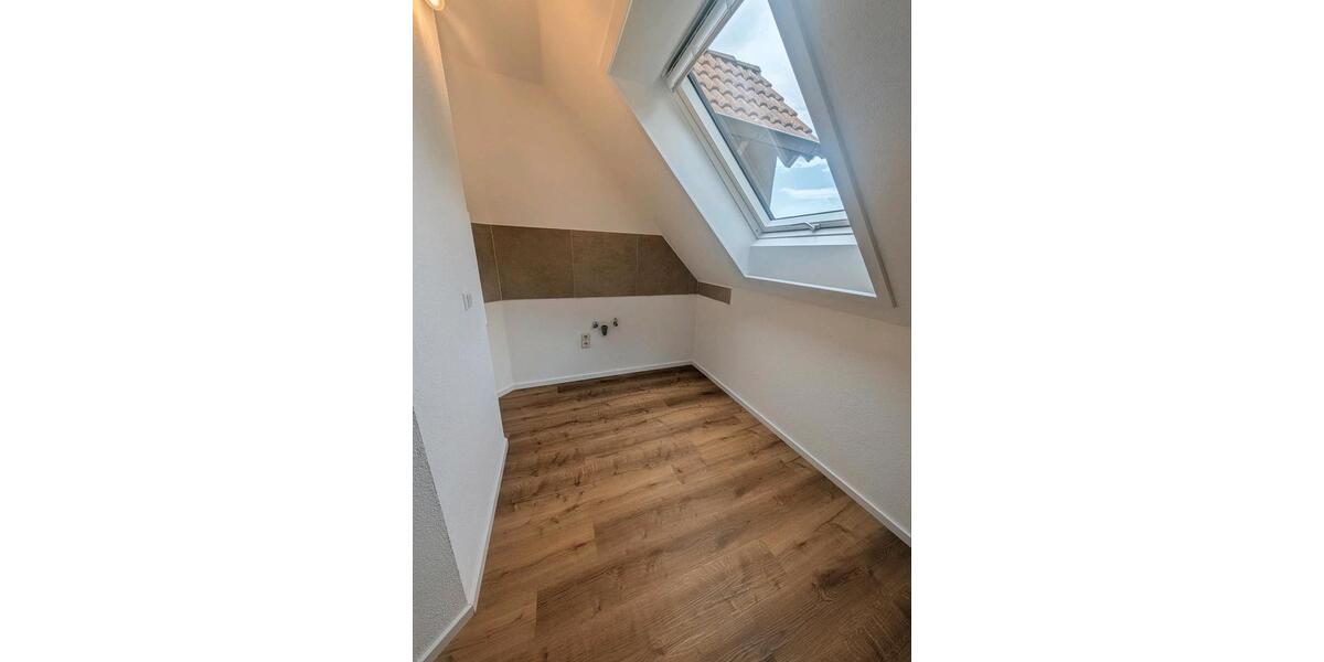 Dachgeschoßwohnung Blaustein - 2 Zimmer, 34 m&sup2;, 155.000&euro; | Angebot:27285714