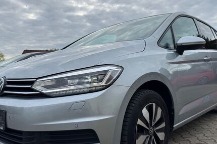 VW Touran 54.213 km 29.990 &euro; Ichenhausen 89335