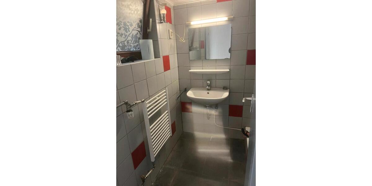Etagenwohnung Schelklingen - 2 Zimmer, 65 m&sup2;, 650&euro; | Angebot:25811378